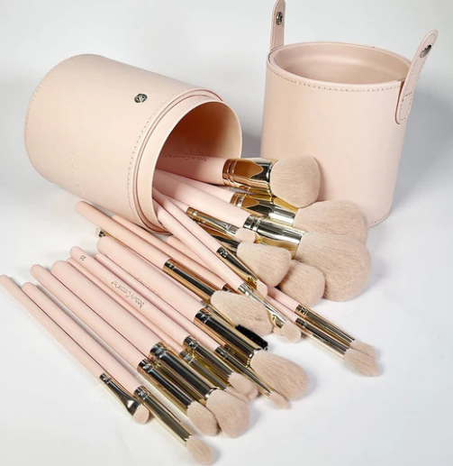 SET DE BROCHAS OH DARLING NUDE 24 PC BEAUTY CREATIONS