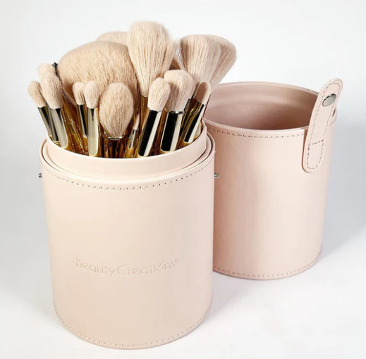 SET DE BROCHAS OH DARLING NUDE 24 PC BEAUTY CREATIONS