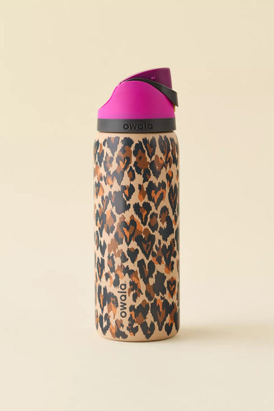 PREVENTA- Owala UO Exclusive Wild At Heart FreeSip 32 oz Water Bottle