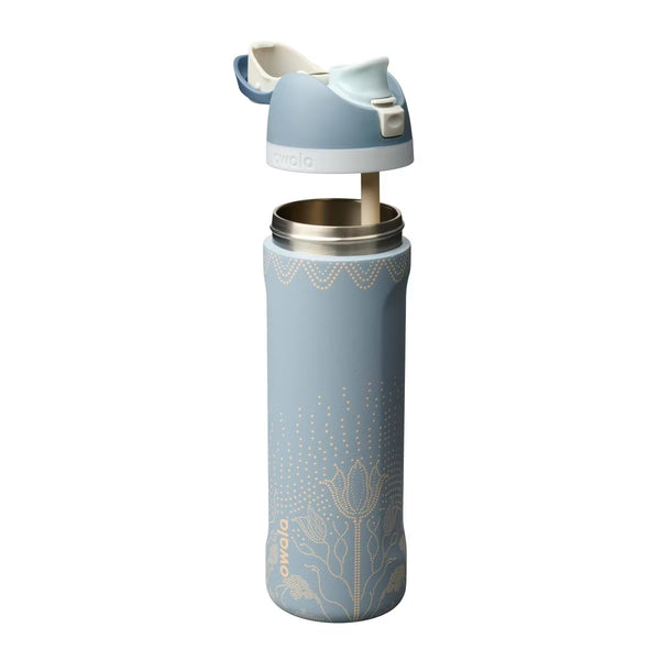 PREVENTA - Owala 24oz Stainless Steel Special Edition FreeSip Water Bottle - Studded Garden