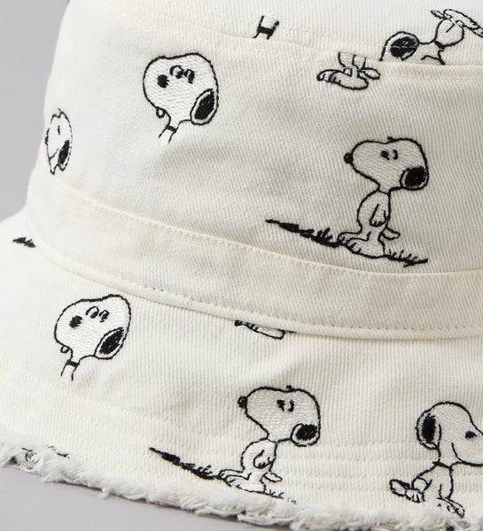 PREVENTA- AE Snoopy Bucket Hat