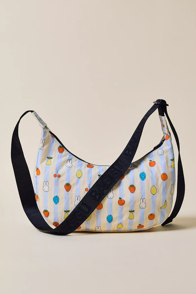 PREVENTA -  BAGGU Medium Nylon Crescent Bag