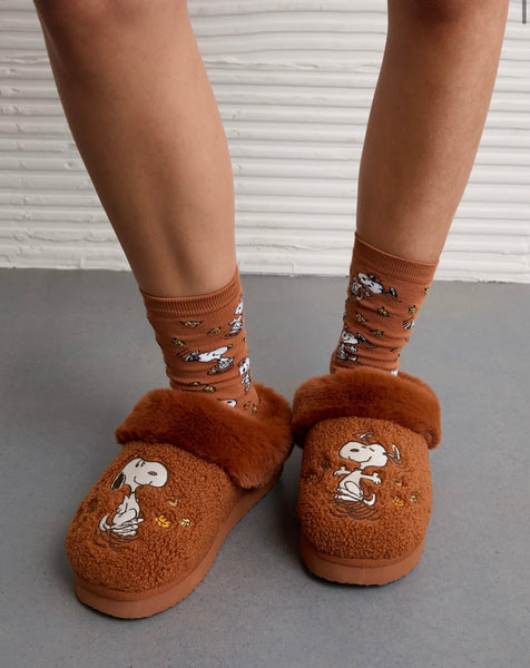 PREVENTA- AE Snoopy Fall Scuff Slipper