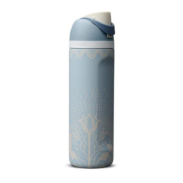 PREVENTA - Owala 24oz Stainless Steel Special Edition FreeSip Water Bottle - Studded Garden