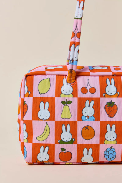 PREVENTA - BAGGU Nylon Bowler Bag - Fruit