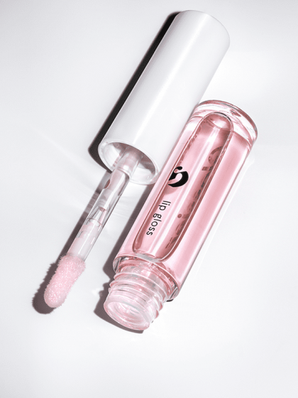 LIP GLOSS